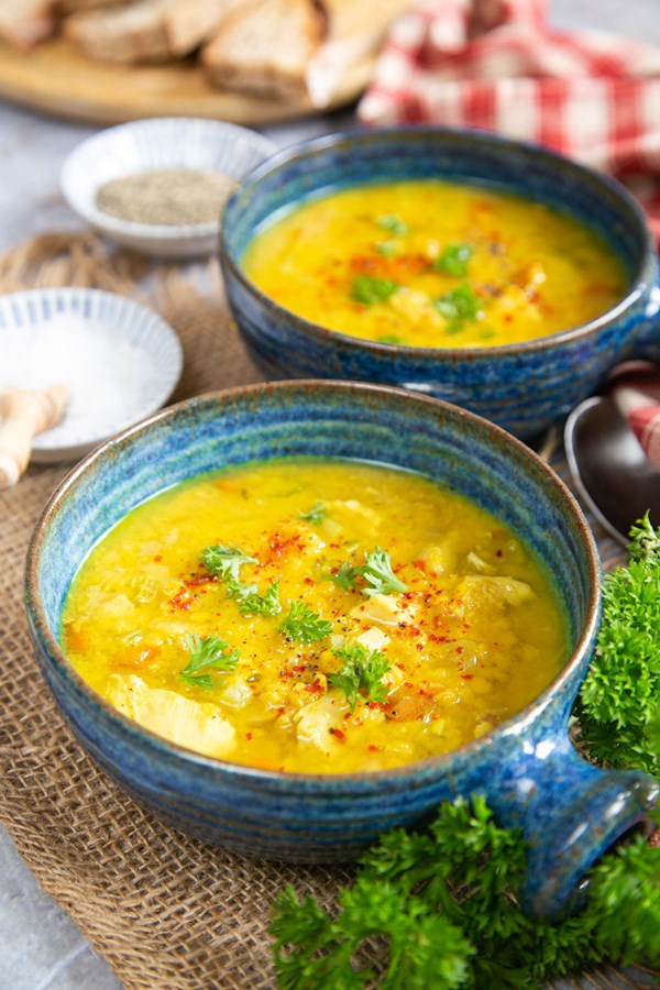 Easy leftover turkey lentil soup
