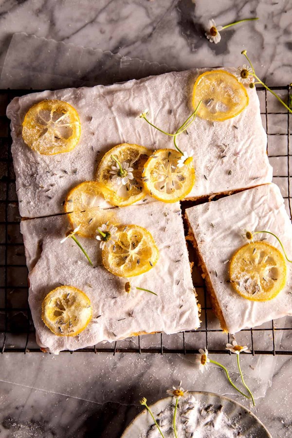 Easy lemon fritter cake