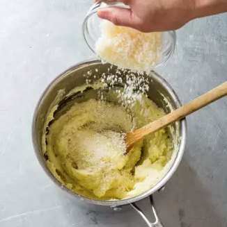 Easy mashed potatoes with Parmesan, garlic, and rosemary