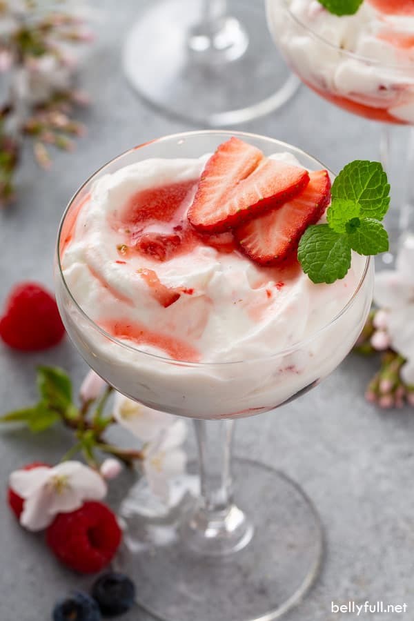 Easy mixed berry fruit fool