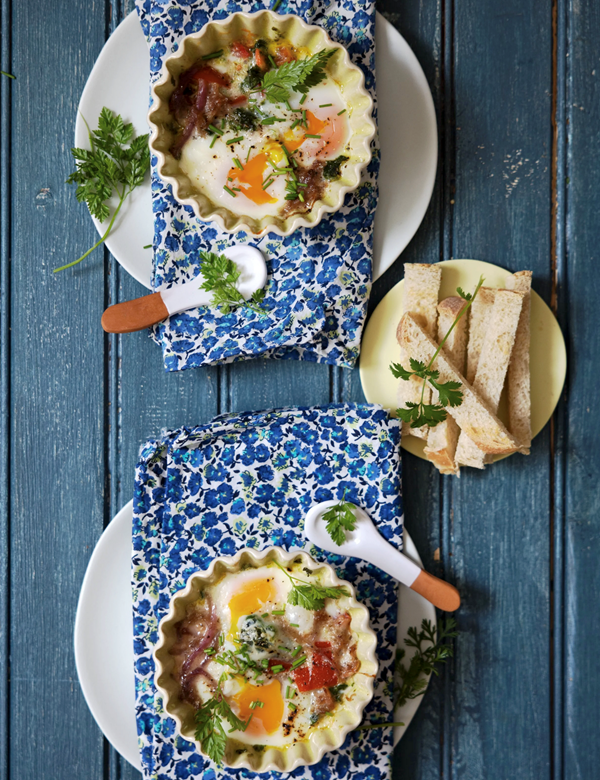 Easy morning protein-rich breakfast with oeufs cocotte