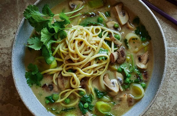 Easy mushroom & coconut ramen