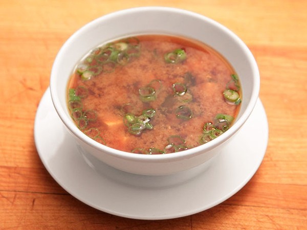 Easy one-pot miso soup