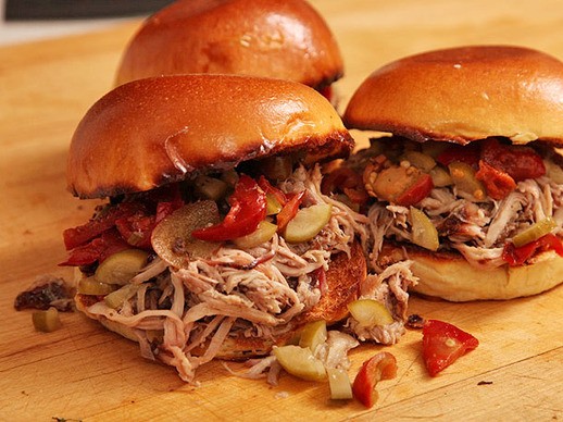 Easy oven-baked pulled pork sandwiches