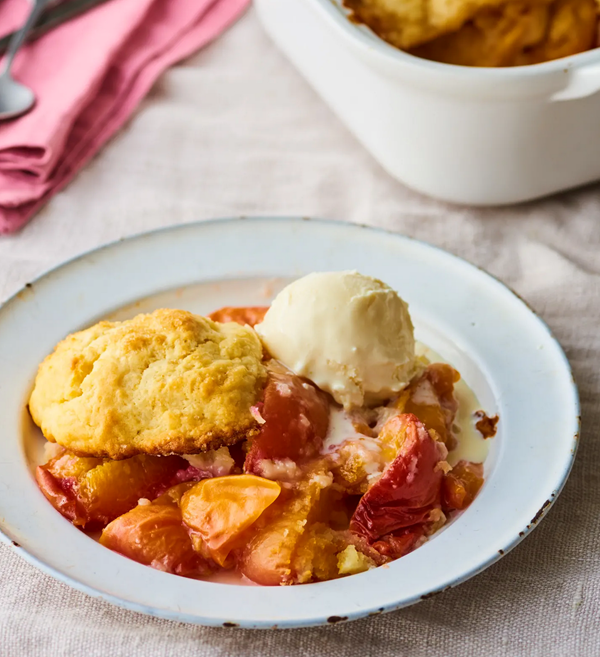 Easy peach cobbler