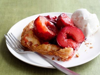 Easy plum tart