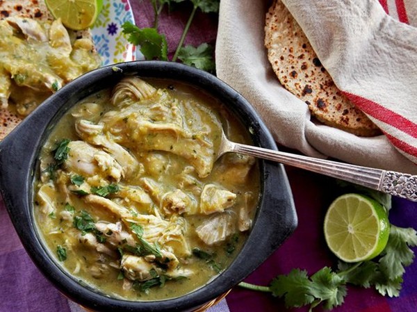 Easy pressure cooker green chile with chicken