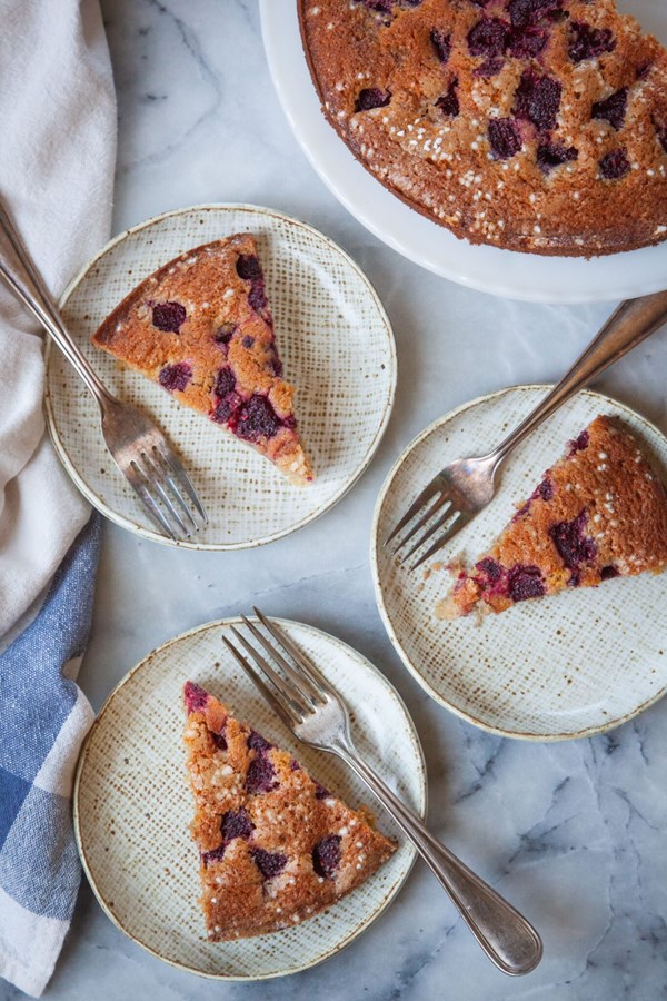 Easy raspberry buttermilk cake