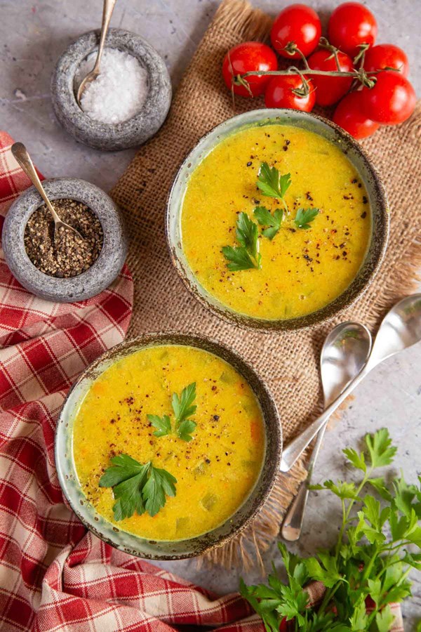 Easy red lentil soup
