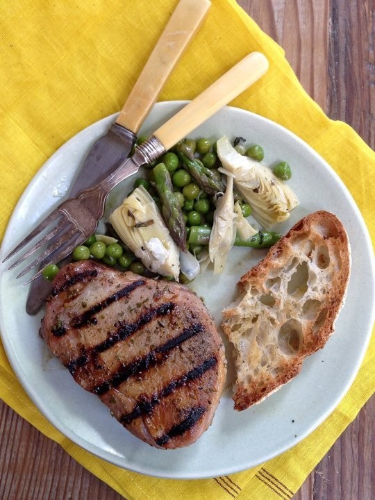 Easy rosemary-rubbed pork chops