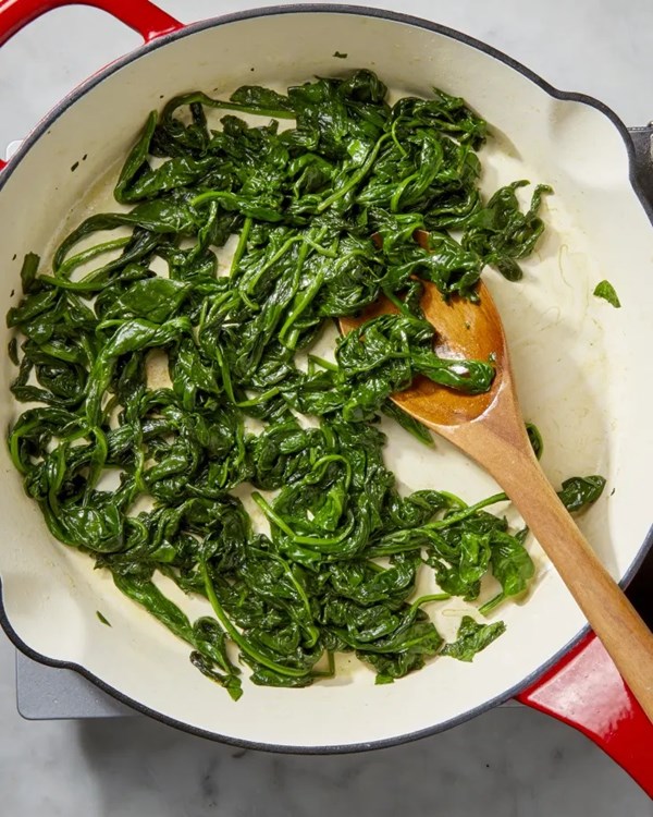Easy sautéed spinach