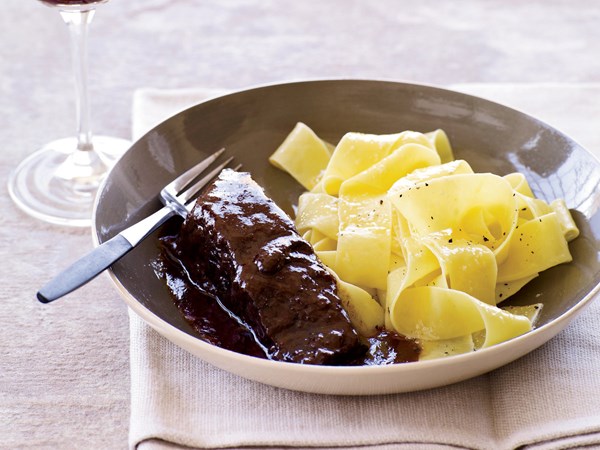 Easy short ribs braised in red wine