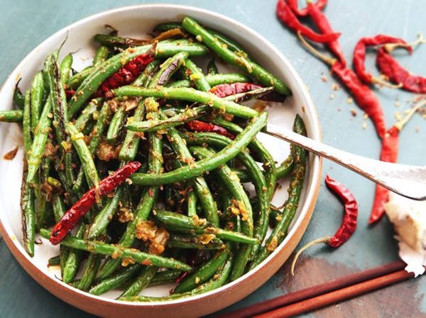 Easy Sichuan dry-fried green beans (Gan bian si ji dou)