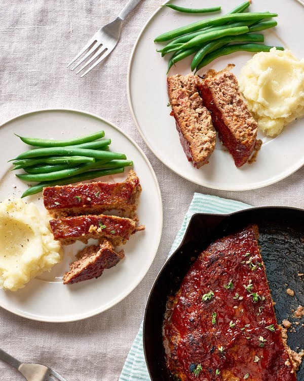 Easy skillet meatloaf