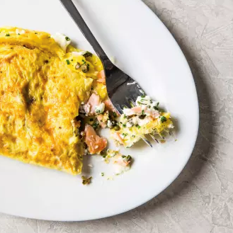 Easy smoked salmon omelet