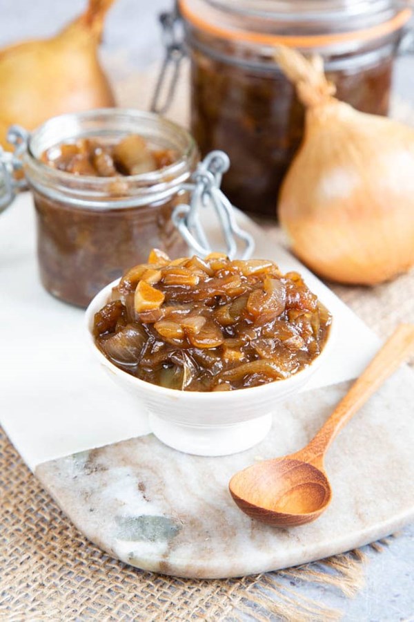 Easy sticky onion marmalade