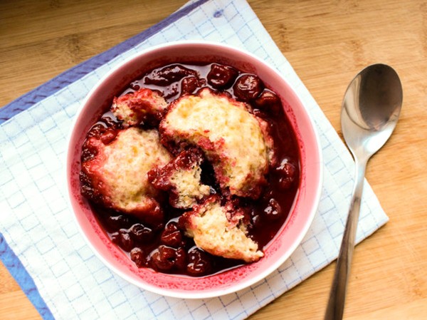 Easy stovetop cherry grunt (Stovetop cobbler)