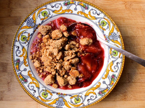 Easy stovetop fruit crisp