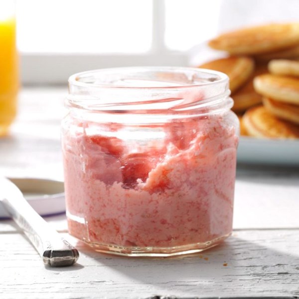 Easy strawberry butter