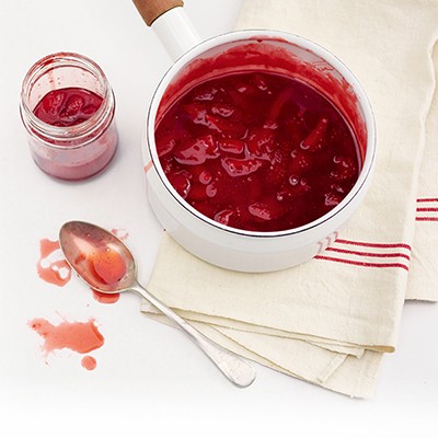Easy strawberry conserve