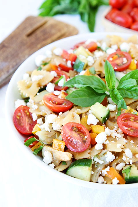 Easy summer pasta salad
