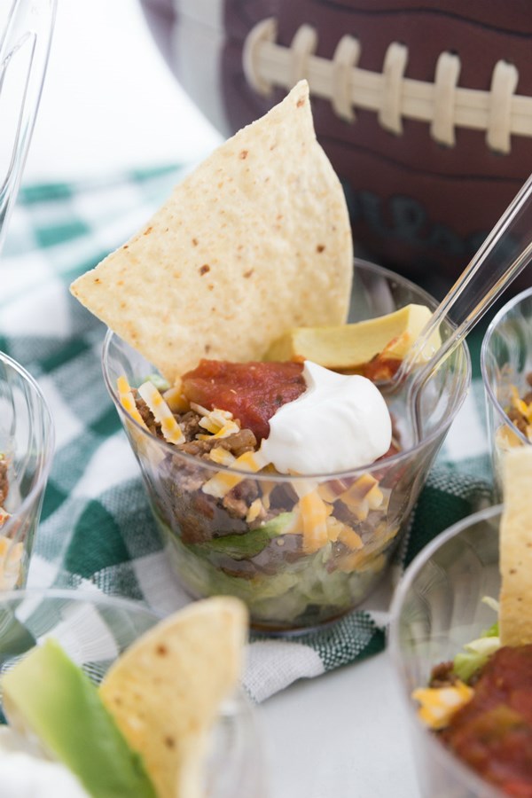 Easy taco salad cups