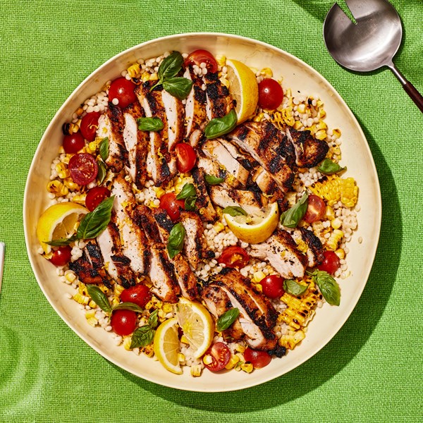 Easy-to-love chicken thighs and couscous 