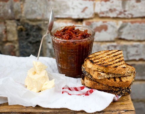 Easy tomato chutney