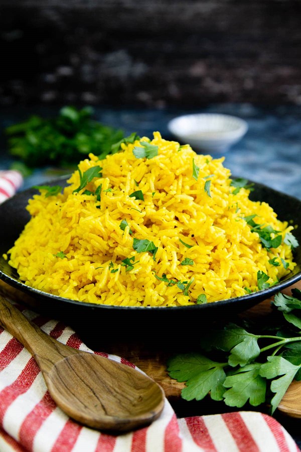 Easy turmeric rice