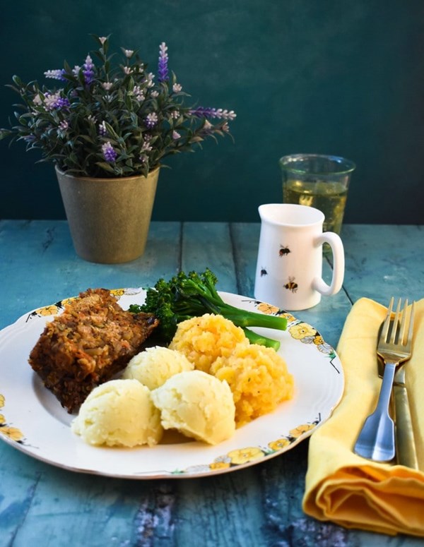 Easy vegan haggis