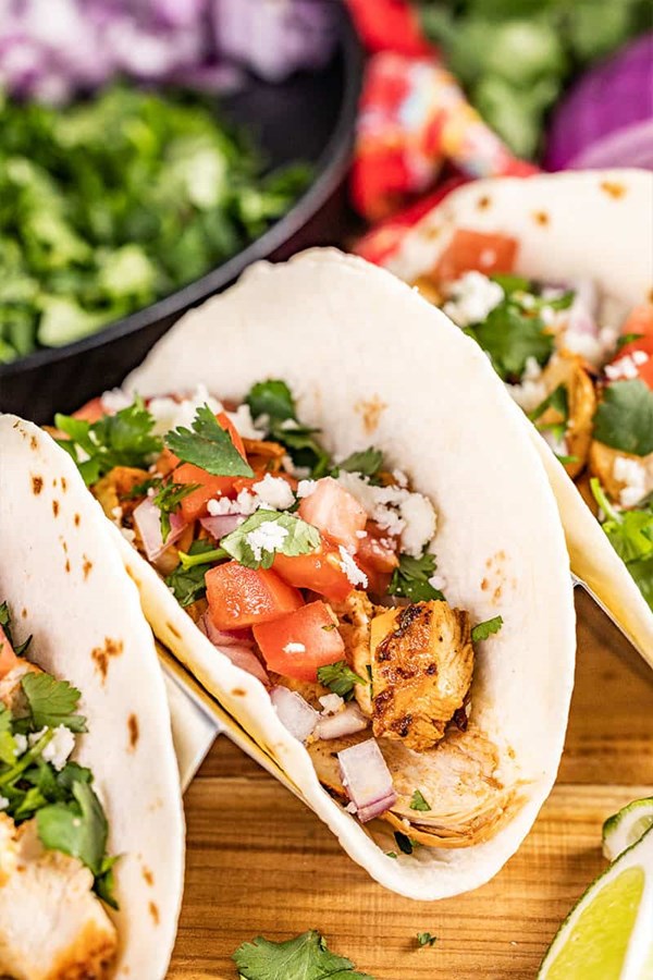 Easy weeknight chicken tacos