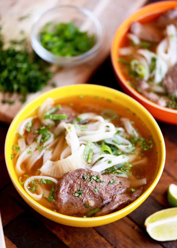 Easy wok-kissed beef pho