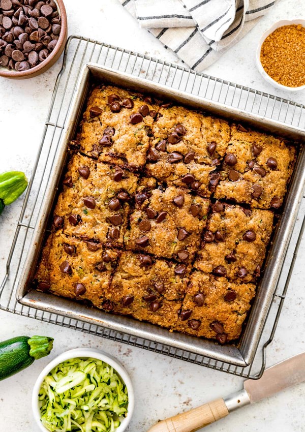 Easy zucchini cake