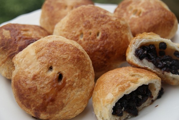 Eccles cakes