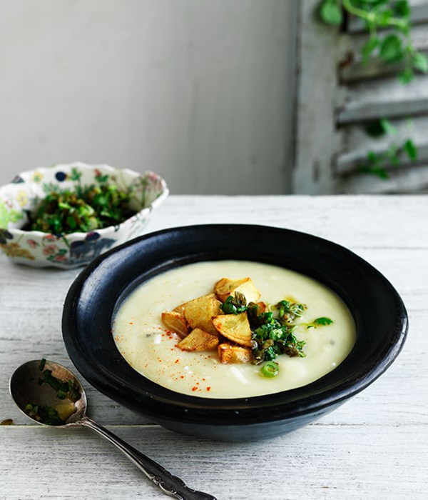 Ecuadorian potato soup (Locro de papa)