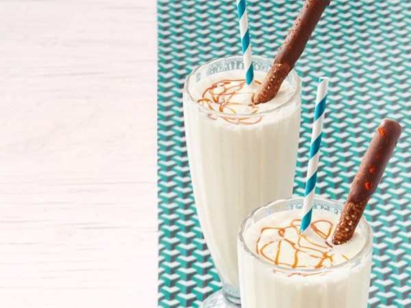 Eddie Jackson's vanilla-bourbon milkshakes with spicy chocolate pretzel rods