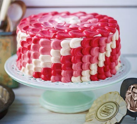 Edd's Bakewell ombre cake