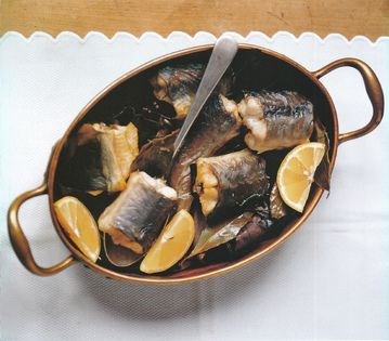 Eel baked with bay leaves (Bisato sul'ara)