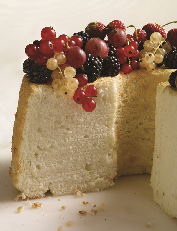 Effortless angel's food cake