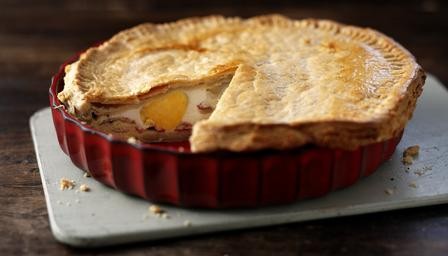 Egg & bacon pie