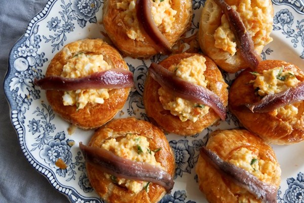  Egg and anchovy vol-au-vent 