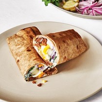 Egg and merguez wraps