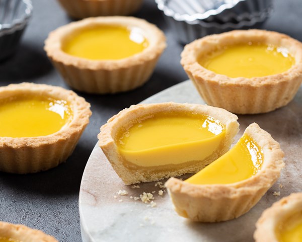 Egg custard tarts (Dan tat)