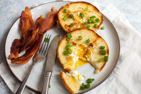 Egg in a bagel