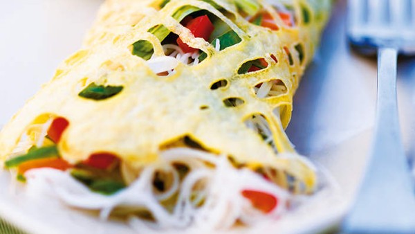 Egg nets with noodle and herb salad