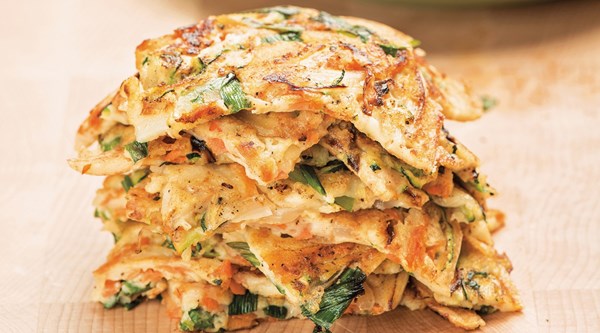 Egg pancakes with vegetables