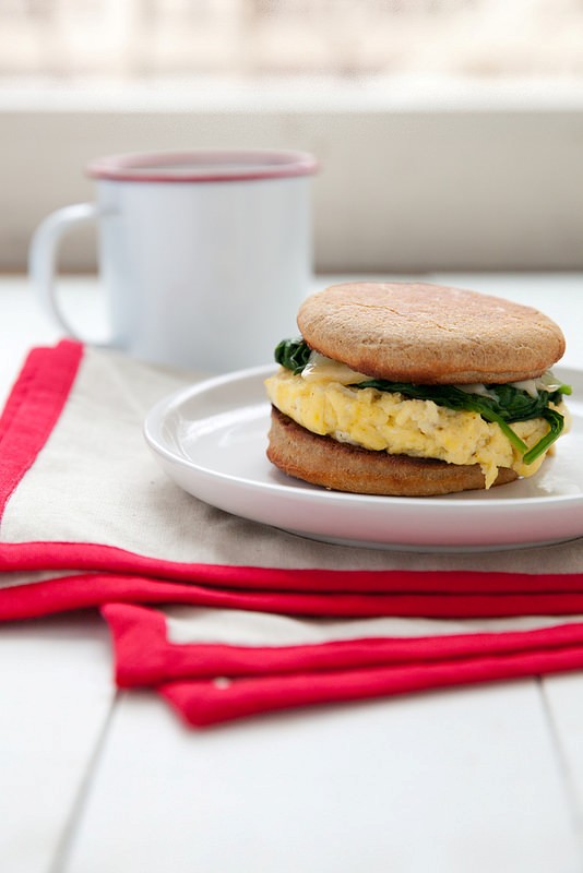Egg sandwich with spinach and Gouda