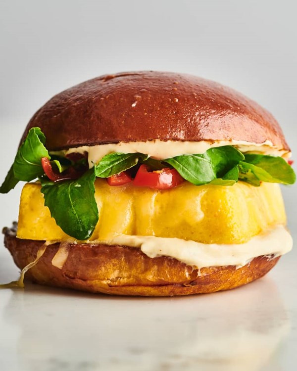 Egg soufflé sandwich