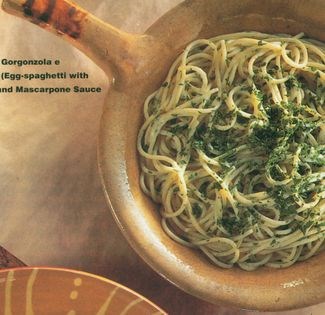 Egg-spaghetti with Gorgonzola and mascarpone sauce (Tonnarelli al Gorgonzola e mascarpone)