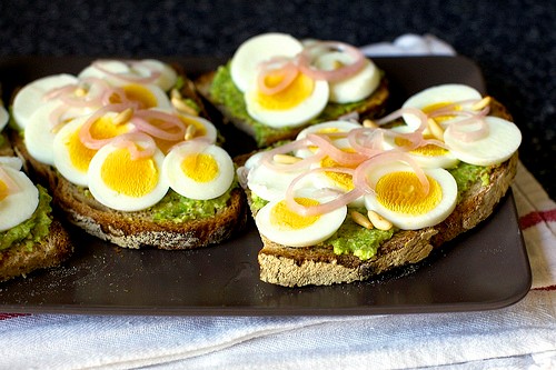 Egg tartines with asparagus pesto, Dijon and pickled shallots